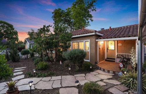 Relax in a Gorgeous 6 Person Quaint Home - Foto 4