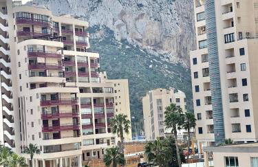 Larimar Apartament balcón y vistas al mar y al Peñón, piscina y parking - Foto 21
