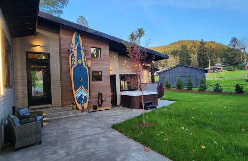 Luxe Lake Cabin Hot tub Grill Firepit EV charger - Foto 4