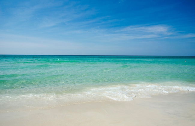 Emerald Shores #1001 - 1 Br condo by RedAwning - Foto 1