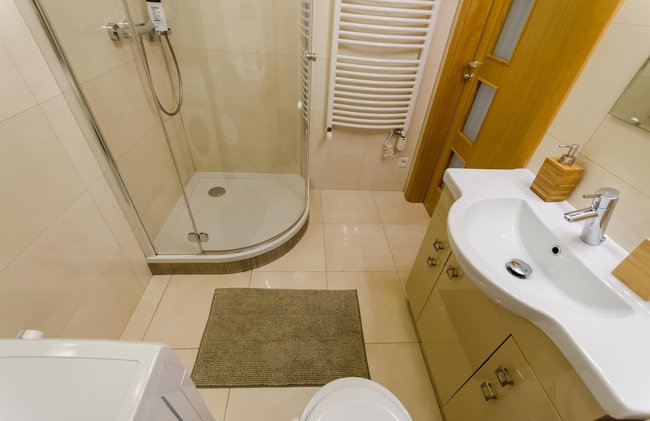 Family Apartments - Private Parking - Photo 58