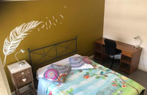 BedinReims elegant green bottle quiet and close to center free parking and wifi free ideal 5 à 9 Adultes - Foto 37