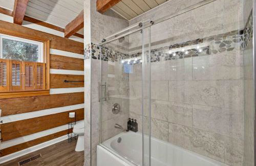 Riverfront w Hot Tub Game Room Fire Pit & More - Foto 29