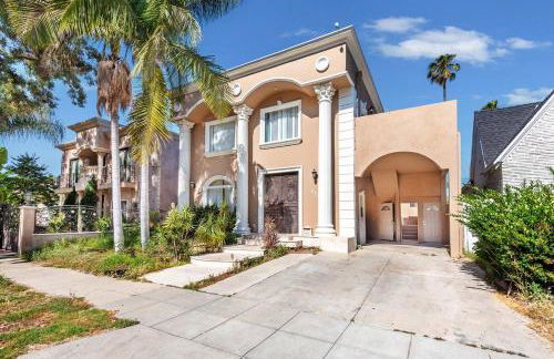 Spacious 2BR Apartment with Full Kitchen & Dining In Beverly Hills - Foto 6