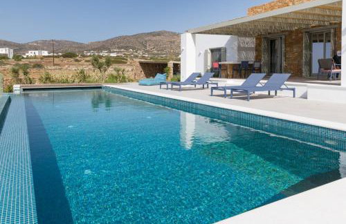 ELEONAS Paros estate - villas with partially private pools & professional tennis court - Foto 1