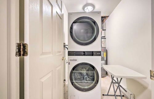 Hot Tub and Yard Stroudsburg Home in Poconos - Foto 31