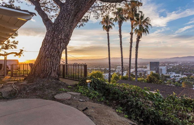 Oak Hills by Avantstay Panoramic View, Pool, Spa - Foto 47