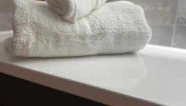 Modern apartment, free parking within walking distance of Churchill Hospital - Foto 3, towels