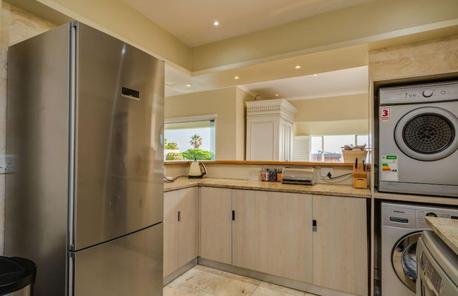 Beach-style Camps Bay Home w Pool Garden Barbados - Photo 19