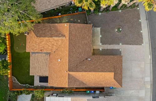 Entire Private Home with 3 Bedrooms 2 Bathrooms, Gated Yard, Garage, Hot Tub, 4-Beds, Golf, Mira Mesa, Available Now - Photo 73