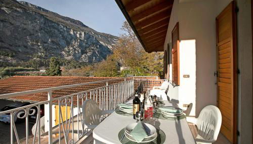 Albatros in Dro With 2 Bedrooms and 1 Bathrooms - Photo 3