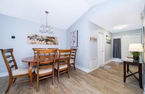 Private Paradise! Stunning south-facing pool home - Foto 20