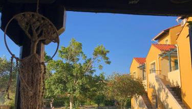 Sandy Beach Villas and Apartments - Foto 3, Garden view