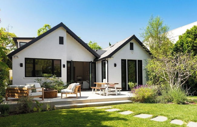 Drexel Villa - Photo 1