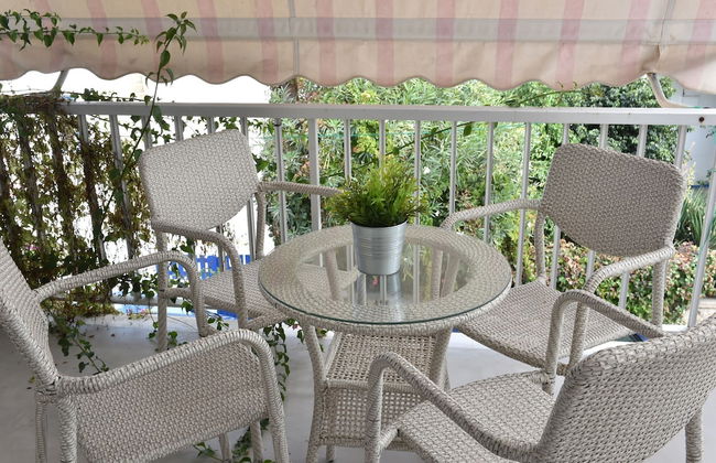 The Local House - Photo 21