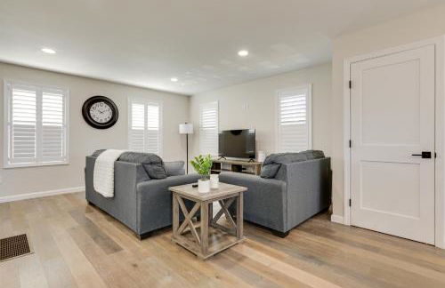 Renovated Family Home on Providence River! - Foto 2