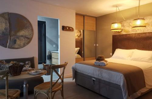 Suite l'inattendu avec Spa privatif et espace bien-être. - Foto 16