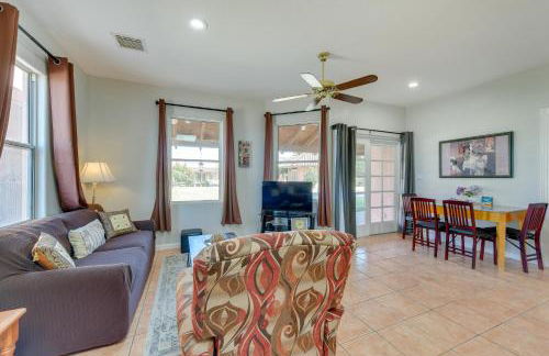 Eloy Vacation Rental with Community Pool and Courtyard - Foto 4