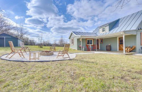 Grill and Fire Pit New Market Getaway on 3-Acres! - Foto 1