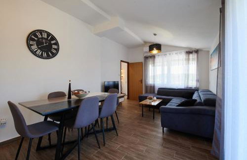 Family-friendly apartments with swimming pool Ljubac, Zadar - 14148 - Photo 23