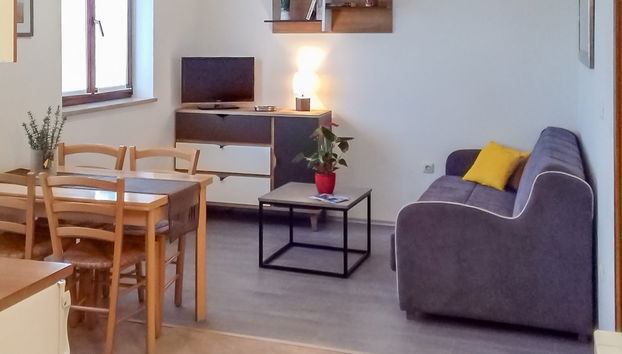 Jasen - Foto 2, Inside other