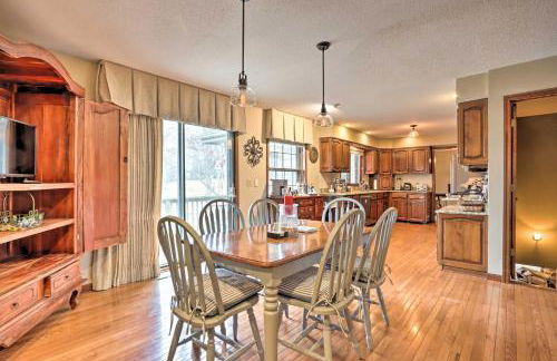 Spacious Home with Pond about 13 Mi to Columbia! - Foto 7