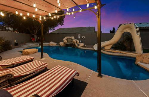 5 Bedroom 4 Bath Boutique Home PREMIUM LOCATION + heated pool option - Foto 6
