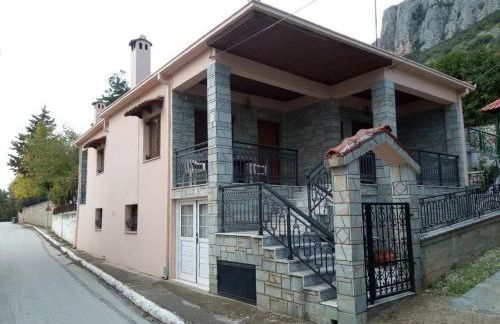 Archontiko Theopetra - Foto 1