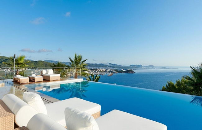 Lavish Villa With Infinity Pool and Views - Foto 28