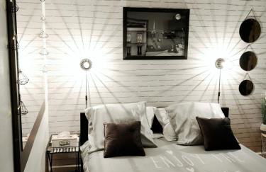 Le Parisien T1Antony-Berny by Beds4Wanderlust - 35m2 avec Balcon - Aéroport Orly 5miles - Train Station RER B ORLYVAL 1mile - Foto 3