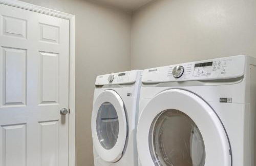 4 Mi to Dtwn Guthrie Family Home with Fire Pit! - Photo 23