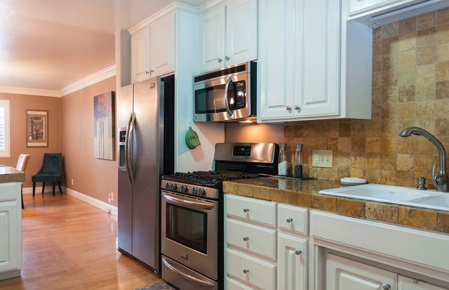 Large Groups Sequoia Park, CA Coast Wineries, Skiing. Enjoy Fire Pit, Hot Tub, Outdoor Kitchen - Foto 11