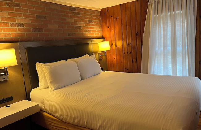 White Mountain Cottages - Photo 3