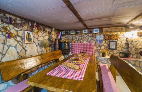 Three-Bedroom Holiday Home In Brstanovo - Foto 5