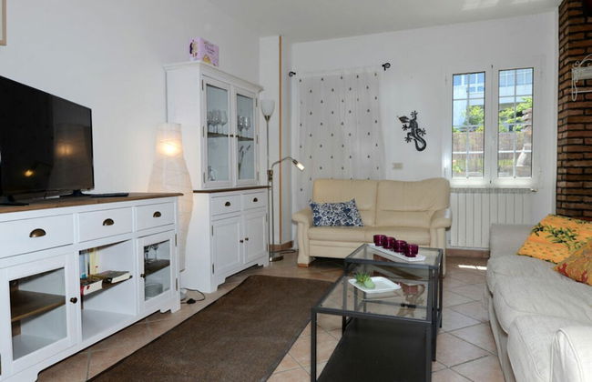 Casa Oreggi Comfortable Holiday Residence - Photo 8