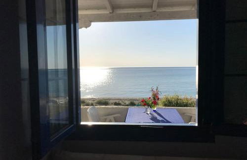 House on the beach in Fourka Chalkidiki! - Photo 2