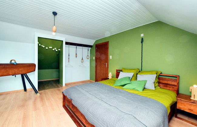 Modern Holiday Home in Flobecq With Garden - Foto 13