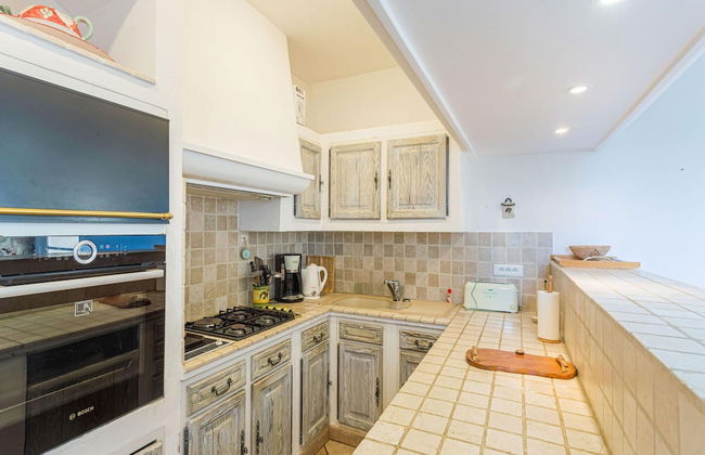 Chateau in Lorgues With Pool & Vineyard Views - Foto 10