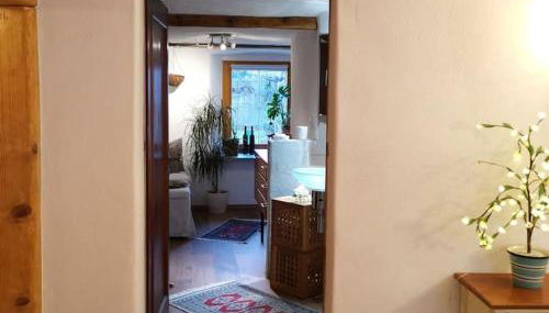 Charmantes Zimmer mit Bad im Stadtzentrum - Photo 4