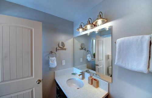 Oceanfront Arch Cape Home with Hot Tub - Foto 5