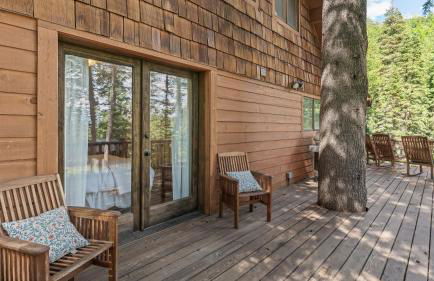 OVER THE RIVER AND THROUGH THE WOODS - Foto 47