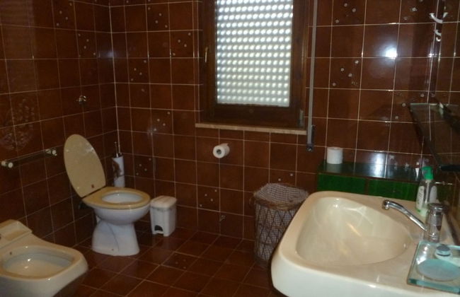 Rose Garden, Super Cheap Holiday Home in the Southernmost tip of Sardinia - Foto 5