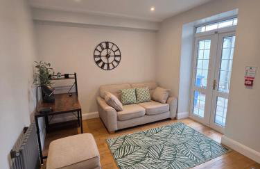 Newly Refurbished Townhouse - Foto 8