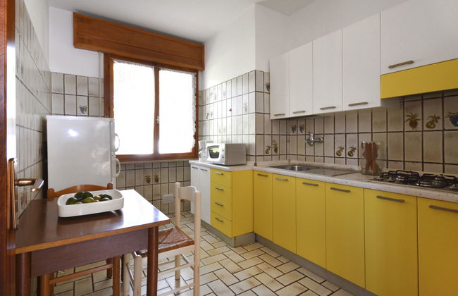 4 bedroom House in Lignano Sabbiadoro with garden and terrace - Photo 4