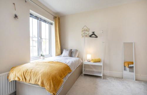 Boyton House Sleeps 14 Long Stays Parking Wi-Fi - Foto 24