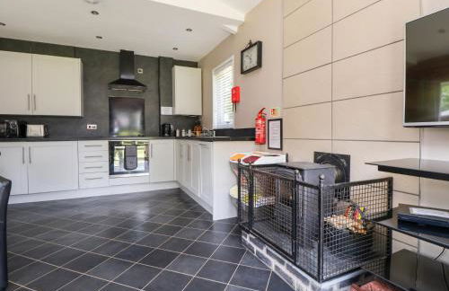 The Fallows - Photo 3