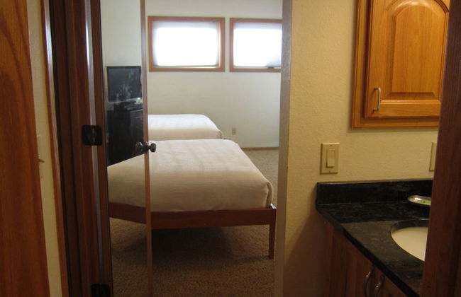 Vail Racquet Club Mountain Resort - Photo 22