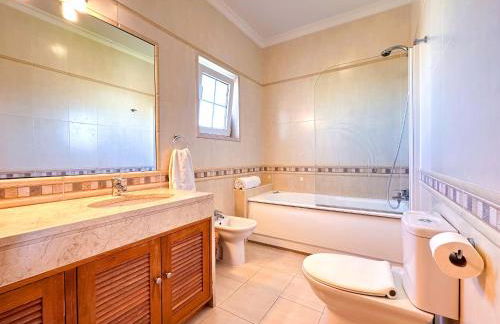 Casa Antonius, Sun & Pool Balaia Home by BeCherish - Foto 26