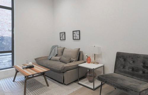 Unit 5 Cozy 1 Bed Room with Queen Bed plus Sofa Pullout - Foto 7