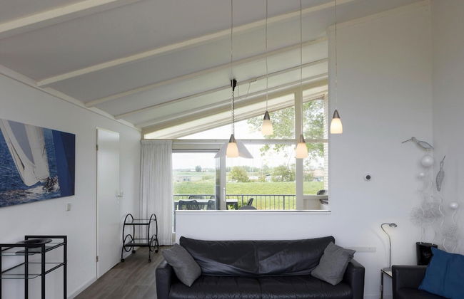 Villa in Zeeland With Sauna & Beach Access - Photo 8